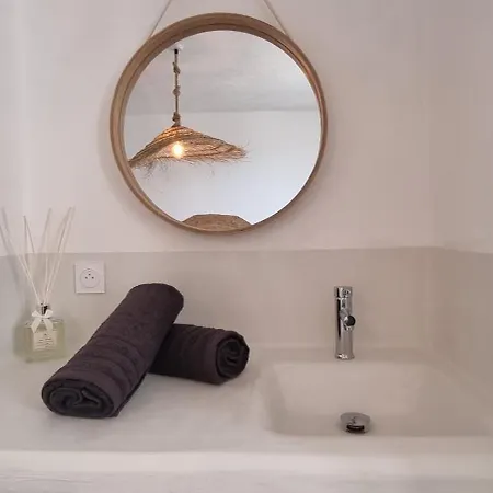 Appartement Xenónas Avec Petite Piscine Privée