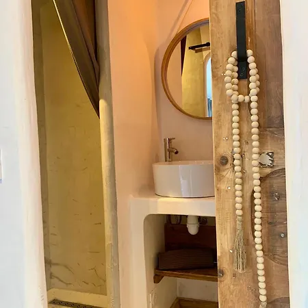 Xenónas Avec Petite Piscine Privée Appartement