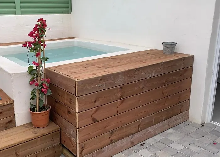Xenonas Avec Petite Piscine Privee Le Grau-dʼAgde
