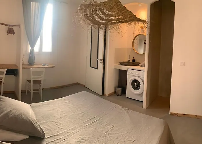 Xenonas Avec Petite Piscine Privee *